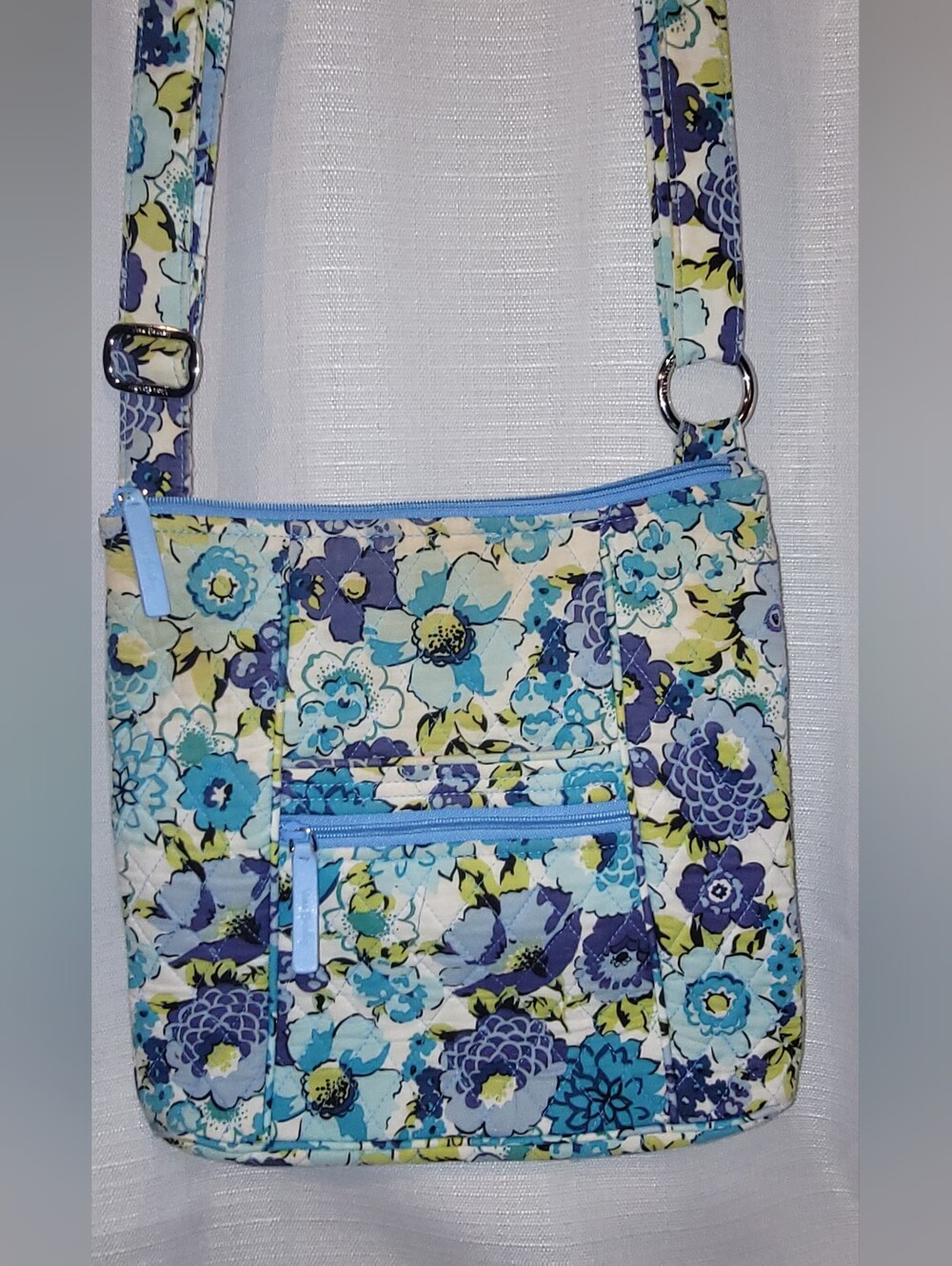 Vera Bradley Hipster Crossbody Bag retired "Blueberry Berry Blooms"